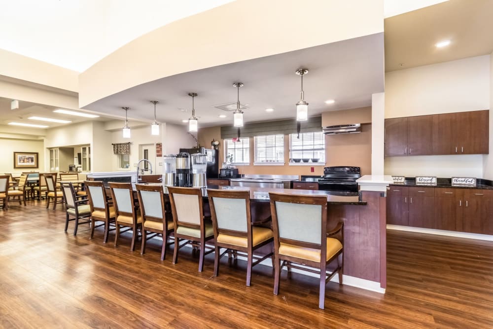 Kitchen bar area