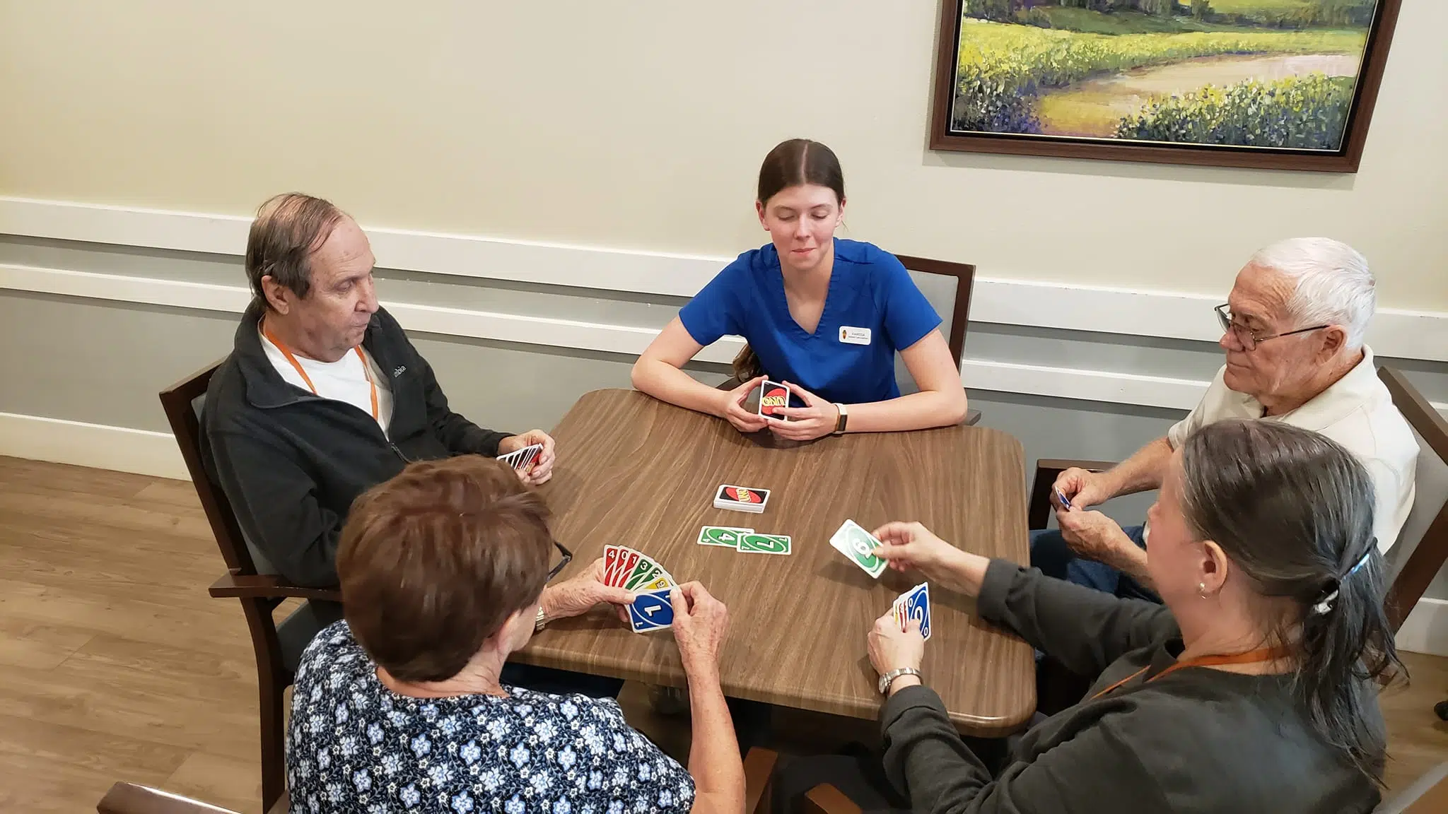 Cascade Creek residents playing Uno